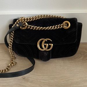 Gucci marmont (velvet)